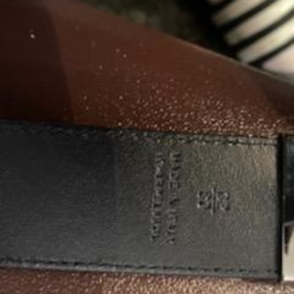 Burberry - Picture 4 of 4